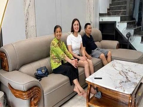 Ban Giao Ghe Sofa Da Bo Gia Dinh Chi Trang Phu Tho